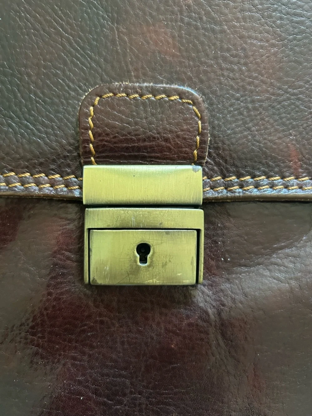 Timmary Classic Brown Leather Men's Briefcase with Gold-Tone Lock